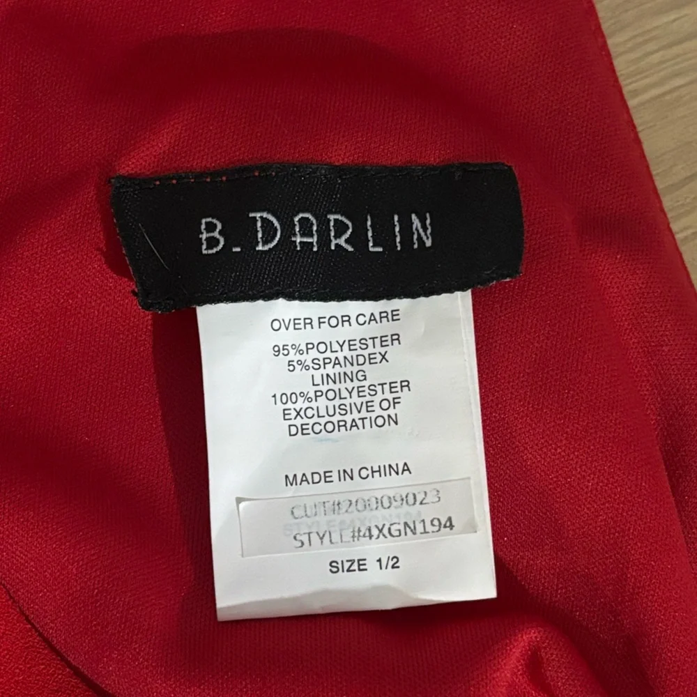 B Darlin Red Fit & Flare Dress - Size 1/2 - Picture 5 of 5
